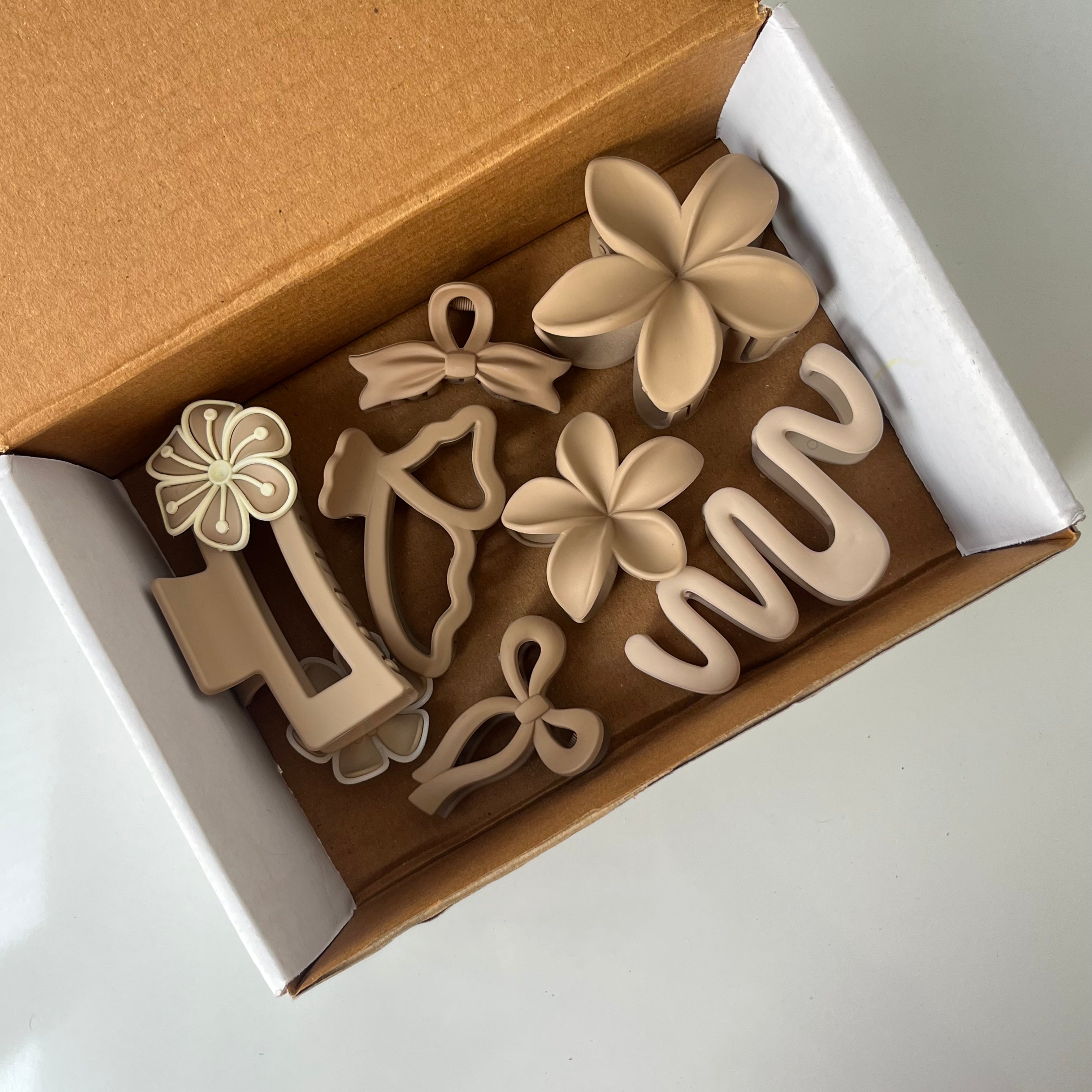 Mocha Charm – Hair Claw Combo (Set of 7)